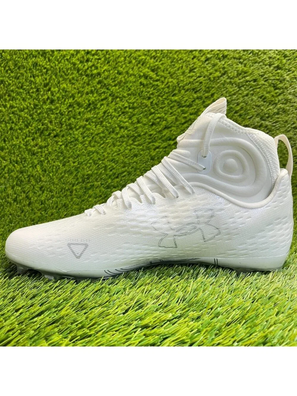 Under Armour Spotlight Lux MC 2.0 Mens Size 11 White Running Football Cleats